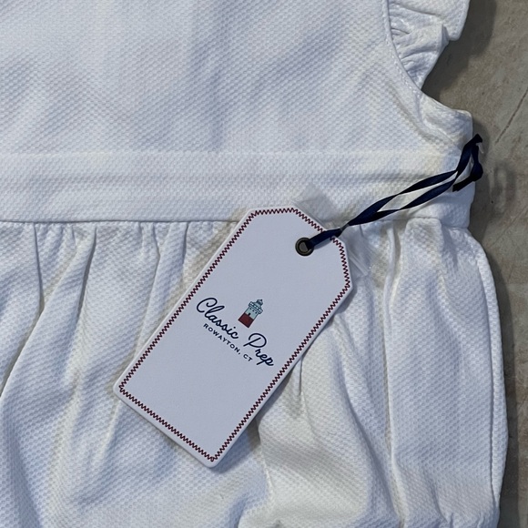 NWT Classic Prep Bubble Solid Pique For Baby. Color - Bright White. - Picture 6 of 6